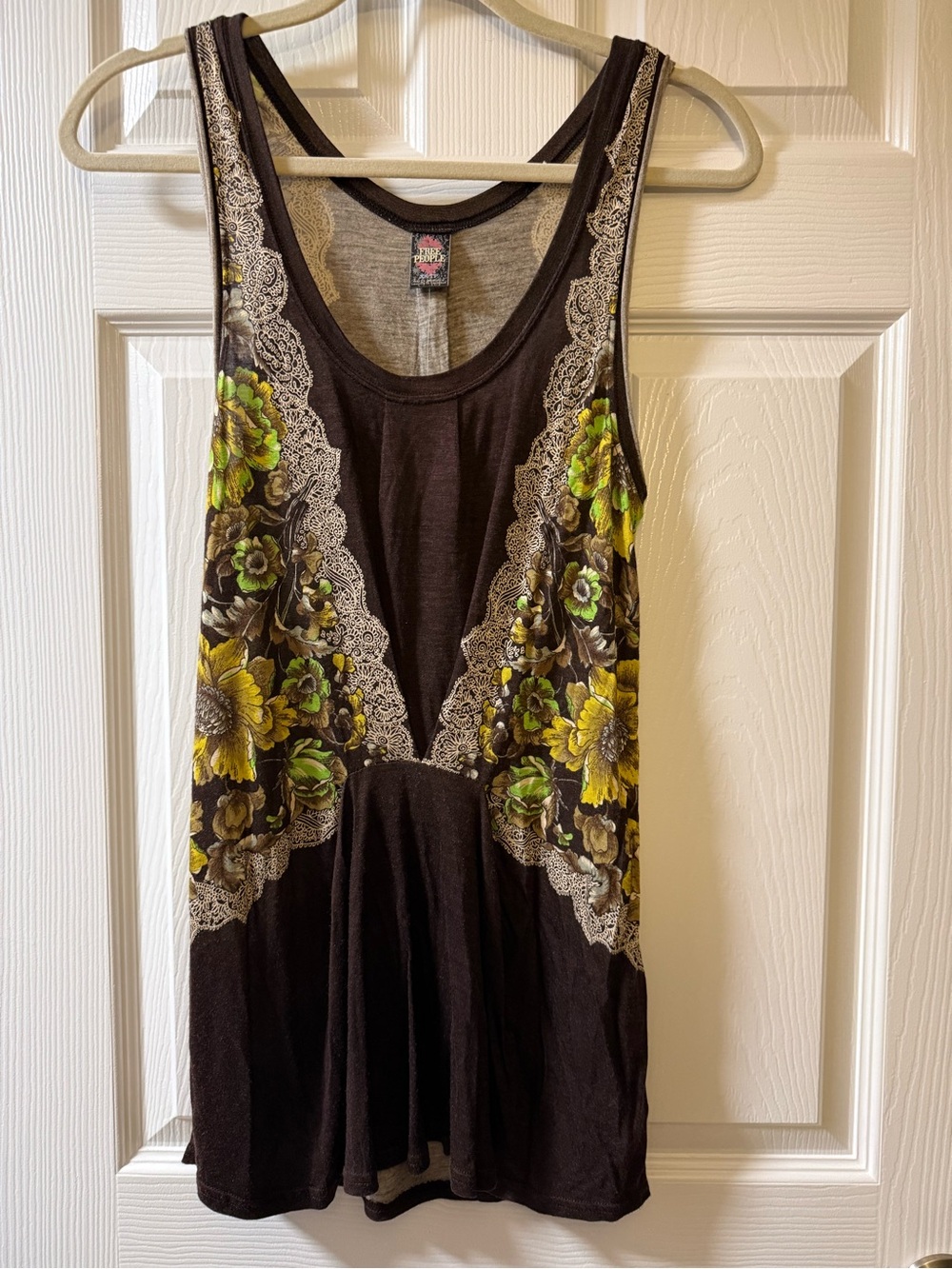Free People NWT Sleeveless Shell brown with green & yellow floral print sz XS